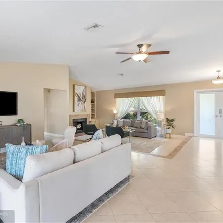 Image 6 - 10967 Northwest 12th Drive, Coral Springs, FL 33071, USA - House for sale