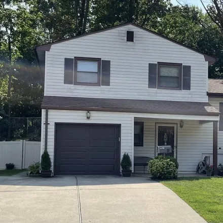 Buy this 3 bed house on 33 South Heathcote Avenue in Edison, NJ 08817