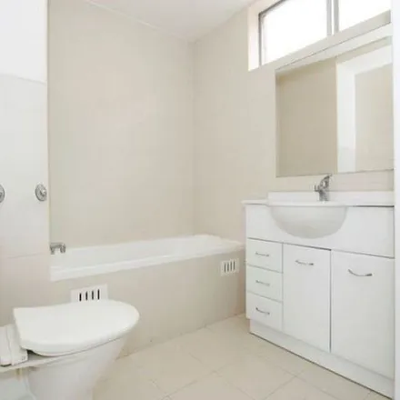 Image 2 - Consett Avenue, Bondi Beach NSW 2026, Australia - Apartment for rent