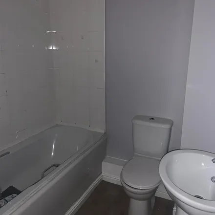 Image 3 - Knightswood Court, Liverpool, L18 9RA, United Kingdom - Apartment for rent