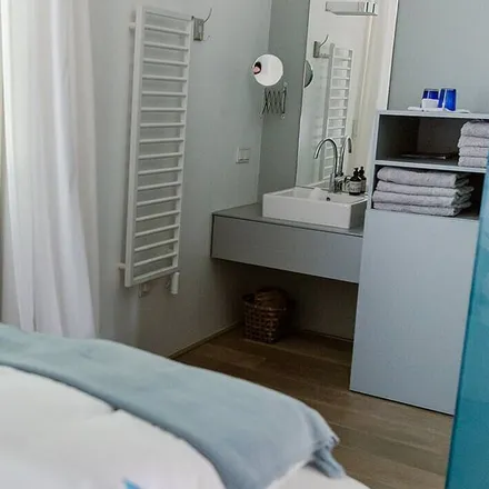 Rent this 2 bed apartment on 9210 Pörtschach am Wörther See