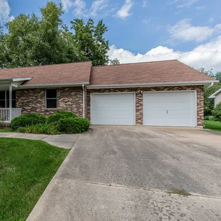 Buy this 3 bed house on 623 Eastmor Drive in Princeton, IL 61356