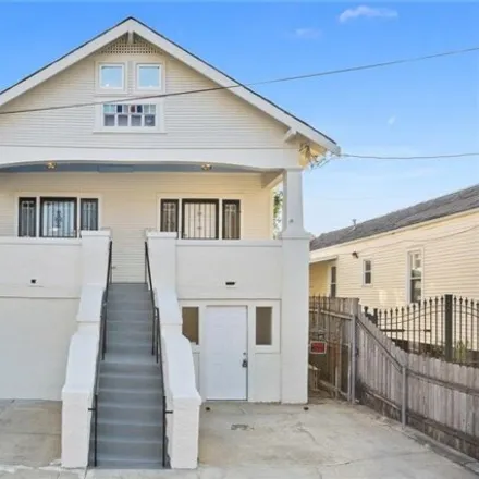 Rent this 3 bed house on 3516 Baudin St Unit Lower in New Orleans, Louisiana