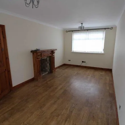 Image 5 - Bellevue Place, Ballyclare, BT39 9AG, United Kingdom - Apartment for rent