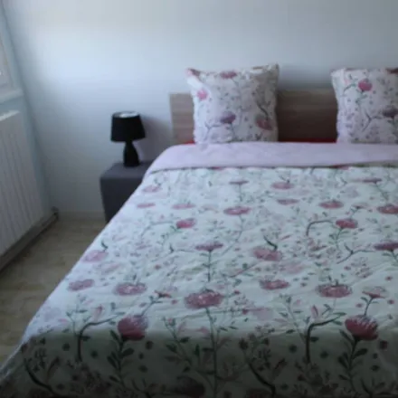 Rent this 2 bed apartment on 29560 Telgruc-sur-Mer
