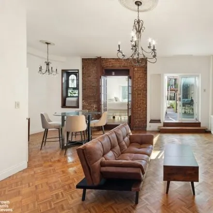 Image 3 - 50 West 86th Street, New York, NY 10024, USA - House for sale