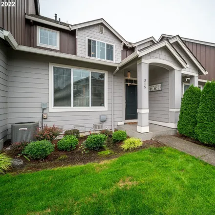 Buy this 3 bed townhouse on 315 Northeast 52nd Street in Vancouver, WA 98663