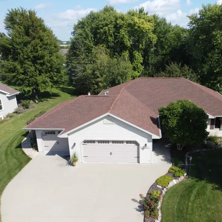 Buy this 3 bed house on Bobwhite Drive in Greenville, Outagamie County