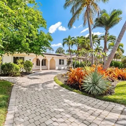 Image 1 - 2027 Northeast 25th Street, Middle River Manor, Wilton Manors, FL 33305, USA - House for sale