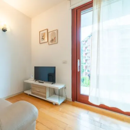 Image 4 - Via Bellinzona, 22026 Como CO, Italy - Apartment for rent
