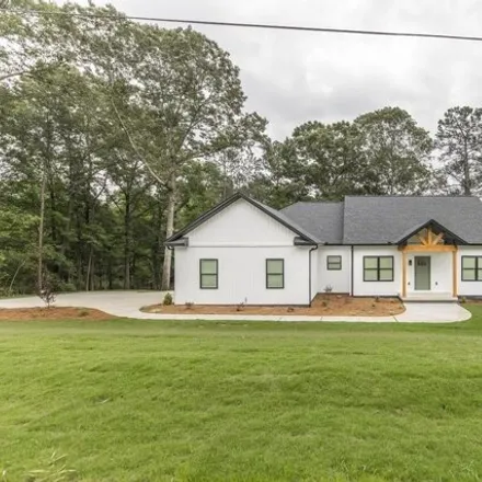 Buy this 3 bed house on 900 Rum Road in Byron, Peach County