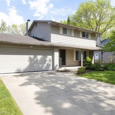 Buy this 4 bed house on 2442 Oliver Avenue in Royal Oak, MI 48073