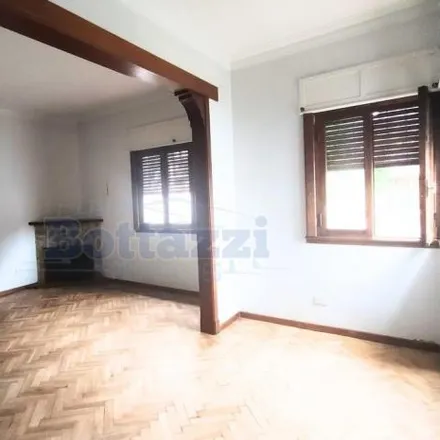 Rent this 2 bed house on Manuel Acevedo 729 in Partido de Lomas de Zamora, 1828 Lomas de Zamora