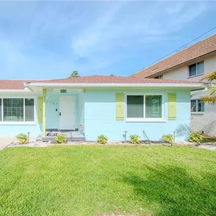 Buy this 2 bed house on 2754 Bay Boulevard in Indian Rocks Beach, Pinellas County