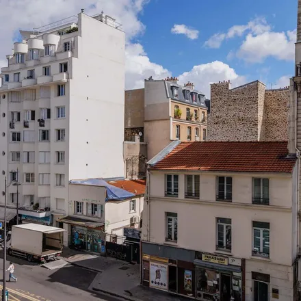 Image 2 - 97 Boulevard Voltaire, 75011 Paris, France - Apartment for rent