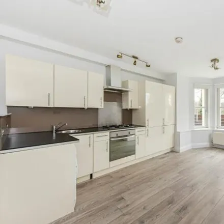 Image 3 - 19 Crescent Road, London, N8 8AL, United Kingdom - Room for rent