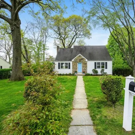Buy this 4 bed house on 12 Devonshire Drive in Darien, CT 06820