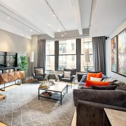 Rent this 1 bed apartment on DUMBO Historic District in Pearl Street, New York