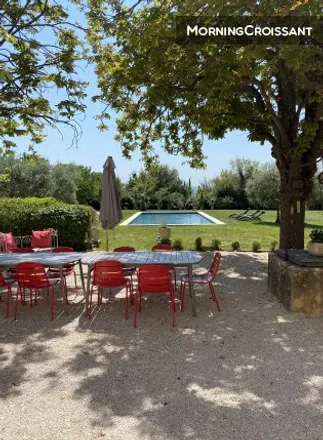 Rent this 6 bed house on Aix-en-Provence