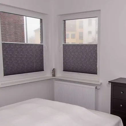 Rent this 2 bed apartment on Wilhelmshaven in Ebertstraße, 26382 Wilhelmshaven