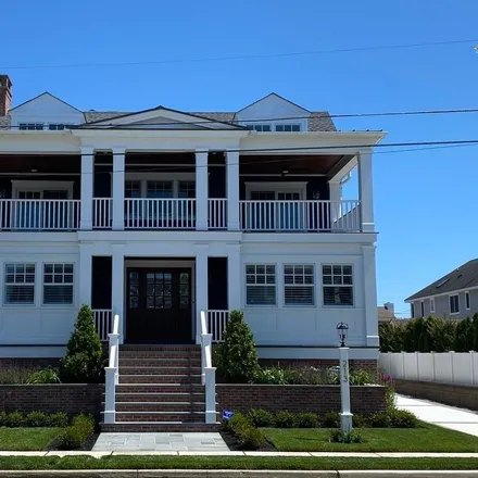 Buy this 6 bed loft on 213 57th Street in Avalon, Cape May County
