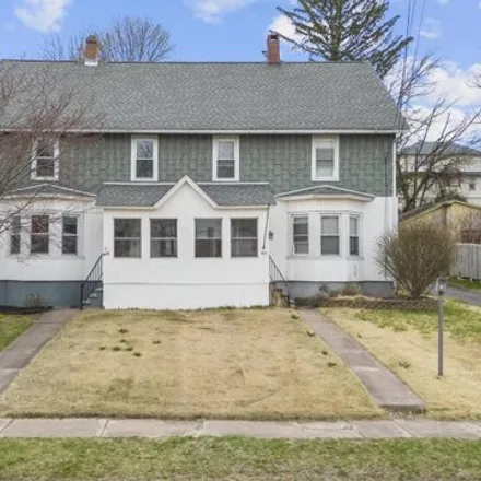 Buy this 3 bed house on 42 William Street in East Hartford, CT 06108