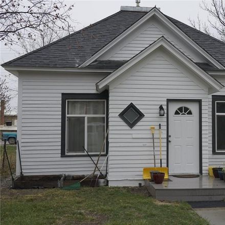 Rent this 3 bed house on 216 1st Street West in Roundup, MT 59072