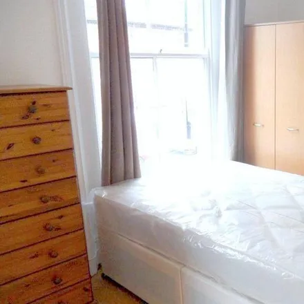 Image 2 - 22 Iverson Road, London, NW6 2QT, United Kingdom - Apartment for rent