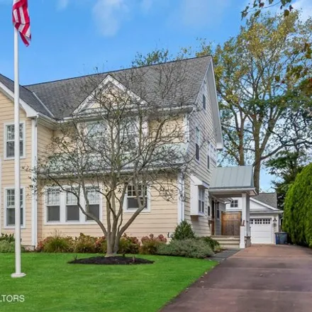 Rent this 5 bed house on 562 Morris Avenue in Spring Lake, Monmouth County