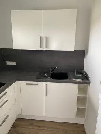 Rent this 1 bed apartment on Godehardistraße 10 in 30449 Hanover, Germany