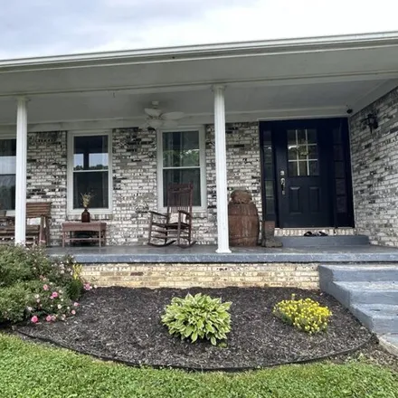 Buy this 3 bed house on 1936 Adair Road in Cashmere, Monroe County