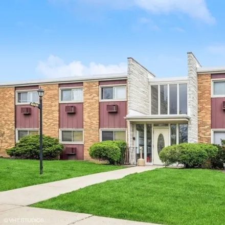 Buy this 2 bed condo on Lynne Lane in Lombard, IL 60148