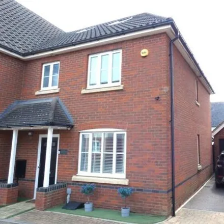 Buy this 4 bed duplex on Sandpiper Road in Stowmarket, IP14 5FH