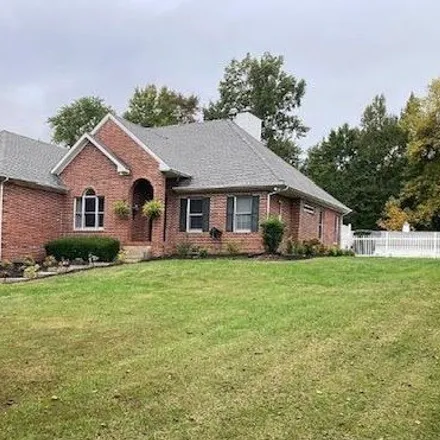 Buy this 4 bed house on 1891 New Cut Road in Alvaton, Warren County