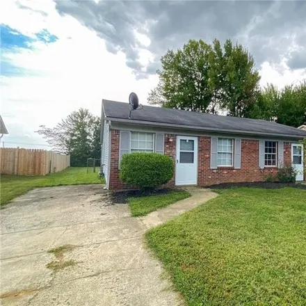 Rent this 2 bed house on 3866 Booker Avenue in Floyd County, IN 47150