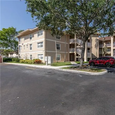 Rent this 3 bed condo on 2987 Riverside Drive in Coral Springs, FL 33065