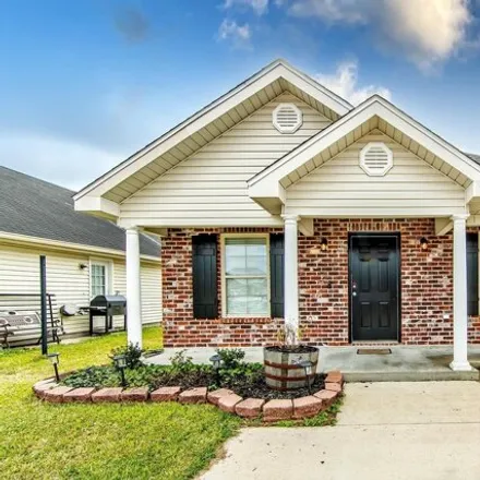 Buy this 3 bed house on 126 Quartermill Lane in Houma, LA 70363