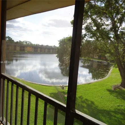 Image 3 - 7999 South Colony Circle, Tamarac, FL 33321, USA - Apartment for rent