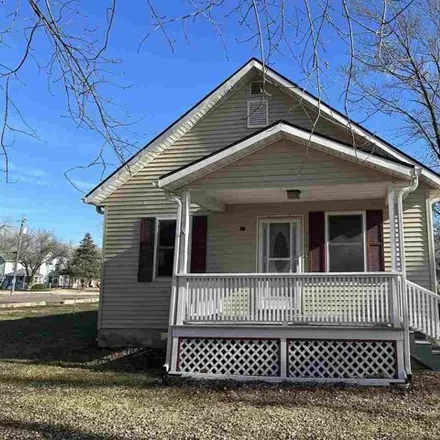 Buy this 2 bed house on 351 Grande Avenue in McFarland, Wabaunsee County