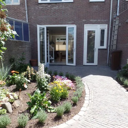Rent this 2 bed apartment on Hubert Duyfhuysstraat 46 in 3553 VX Utrecht, Netherlands
