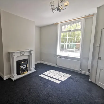 Image 3 - Mutual Street, Heywood, OL10 4HR, United Kingdom - Townhouse for rent
