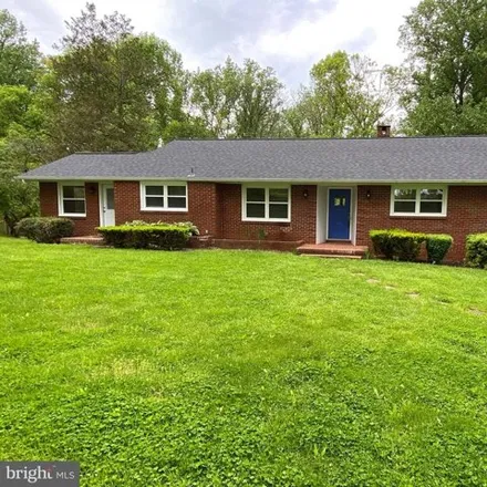 Rent this 3 bed house on 5472 Merry Oaks Road in Fauquier County, VA 20198
