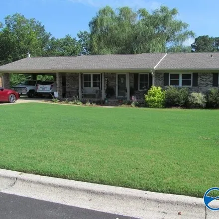 Buy this 3 bed house on 406 Peach Avenue in Albertville, AL 35950