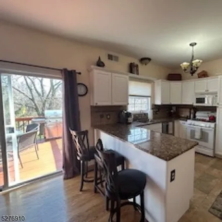 Image 4 - 559 George Wilson Boulevard, Flemington, NJ 08822, USA - Condo for sale