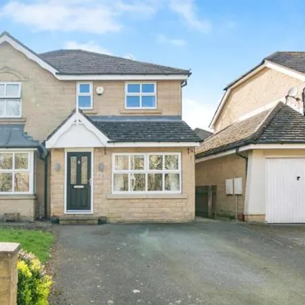 Buy this 4 bed house on Tenterfields in Bradford, BD10 0UN