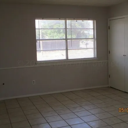 Image 4 - 6241 Lawrence Boulevard, Amarillo, TX 79106, USA - House for rent