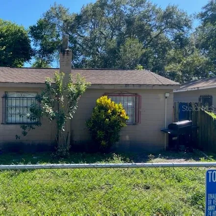 Buy this 2 bed house on 8301 North Hillsboro Lane in Tampa, FL 33604