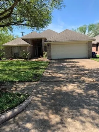 Buy this 3 bed house on 1472 East Walker Street in League City, TX 77573