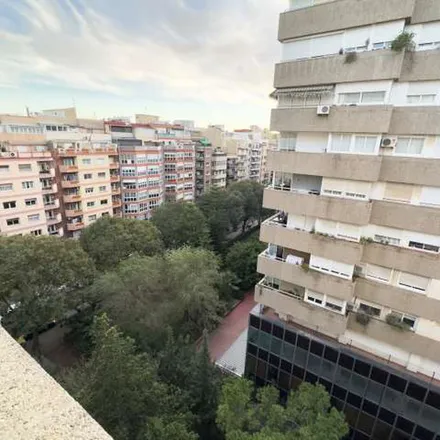 Image 6 - Les Corts - Aurora Bertrana, Travessera de les Corts, 08094 l'Hospitalet de Llobregat, Spain - Apartment for rent