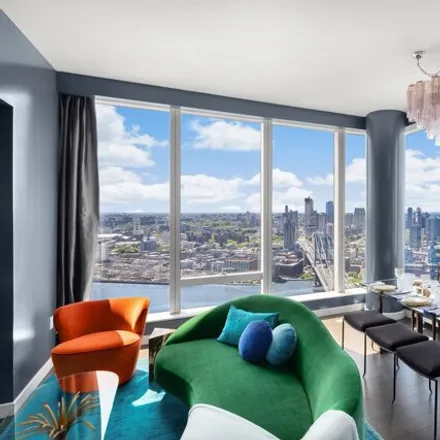 Rent this 3 bed condo on One Manhattan Square in 225 Cherry Street, New York
